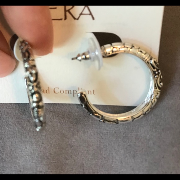 Open back hoops. - Picture 2 of 4